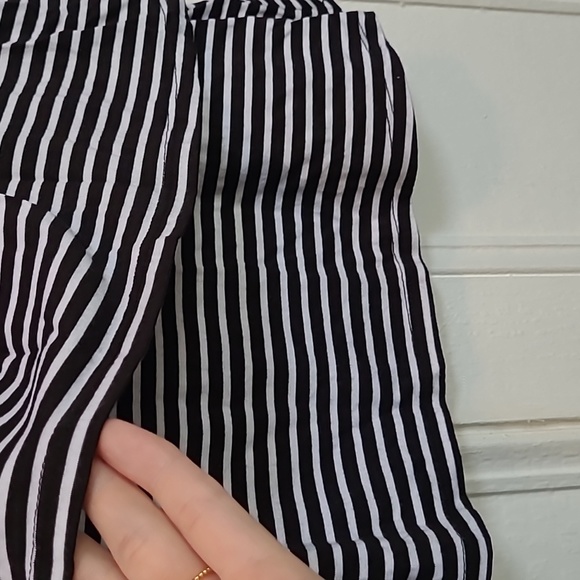 Ladies Tahari Tank - Medium - Picture 3 of 5